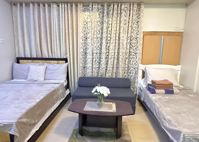 Walking Distance Across Naia T3 Airport *