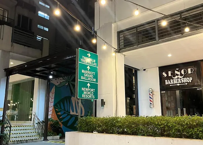 Maison d'hôtes Walking Distance Across Naia T3 Airport